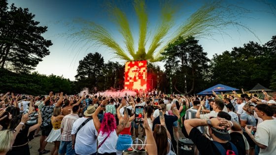 Minia šėlsta – į Vilnių sugrįžta Gravity Beach Festival– scenoje pasaulio garsenybė iš Ukrainos.