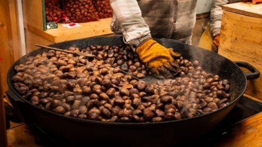 Ką ragauti Kalėdų mugėse — šokoladų, pagardų ir arbatos gamintojų ekspozicija