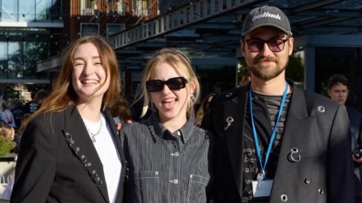 Cherry Market mugės suburia drabužių, papuošalų ir dekoro kūrėjus į vieną gyvą, kūrybišką erdvę.