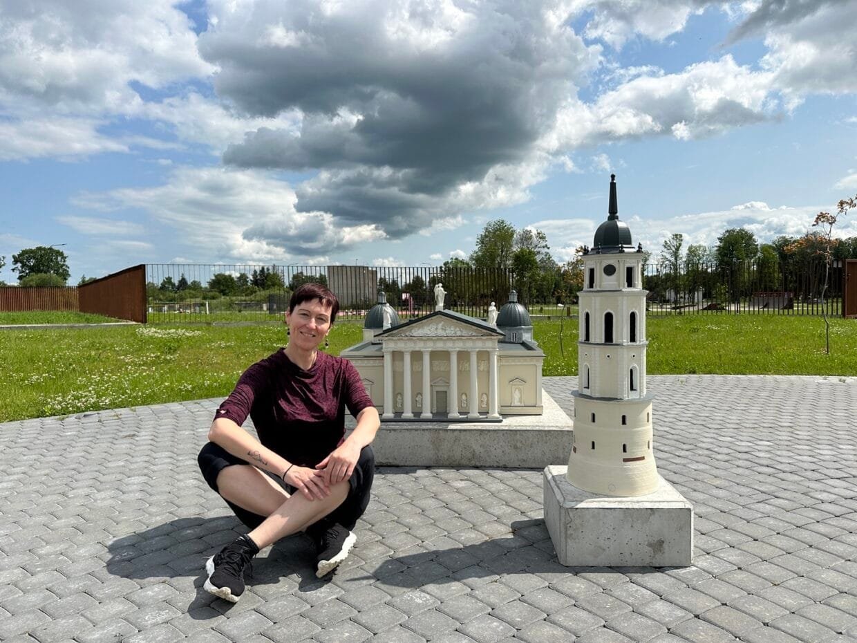 Tinklaraščio Check in Lithuania autorė Diana Gedeikytė-Jakutienė gamtoje.