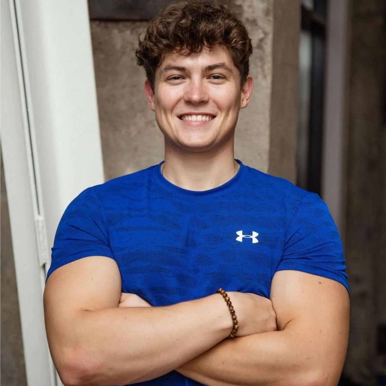 Asmeninė treniruotė su kineziterapeutu: funkcinio treniravimo ir taisyklingo judesio mokymas.“