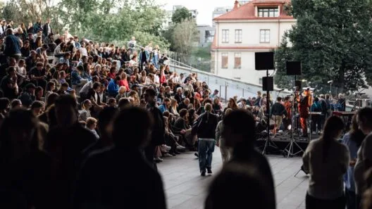 MO muziejaus parodos 2026: MO renginiai lauke