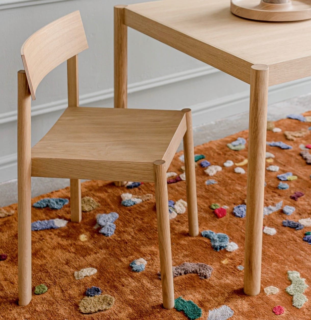 EMKO yra lietuviško dizaino studija, kuri nebijo eksperimentuoti.