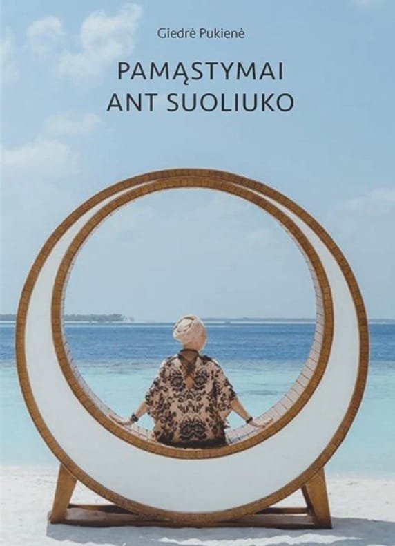 Helena Woods knyga Lėtesnis gyvenimas - įkvėpimas, kaip puoselėti lėtą gyvenimo būdą per kasdienius ritualus.