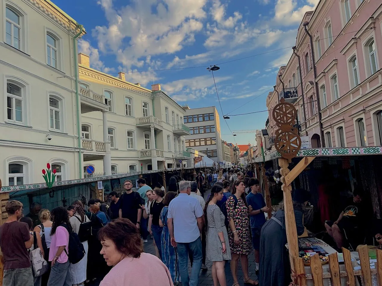 Spalvingi renginiai kovo mėnesį Lietuvoje - nuo Kaziuko mugės šurmulio iki garsių atlikėjų koncertų.