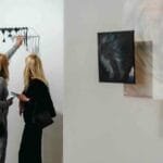 Grupinė menininkų paroda „Liekamoji būsena“ Kauno menininkų namų galerijoje, eksponuojanti šiuolaikinio meno kūrinius.