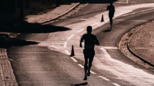 Vilniaus maratonas gatvėmis - bėga paskutinis žmogus